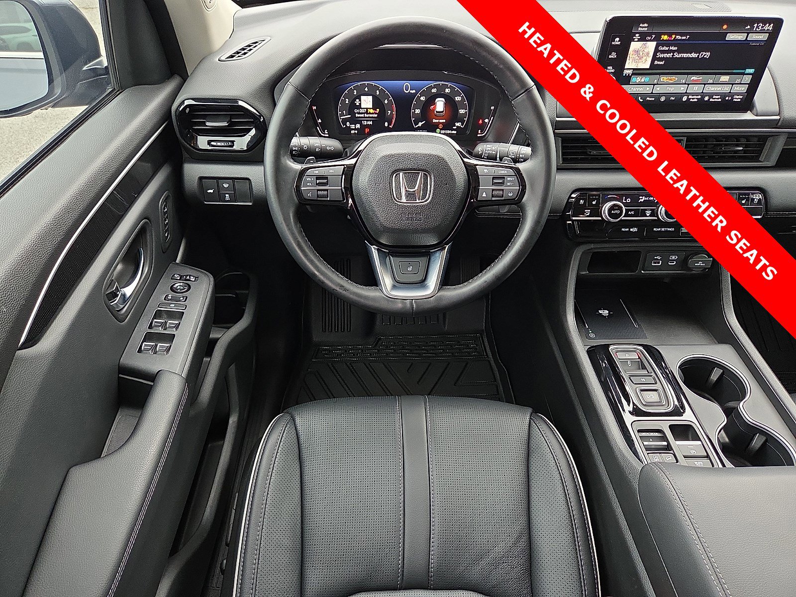 Used 2023 Honda Pilot Elite image 13