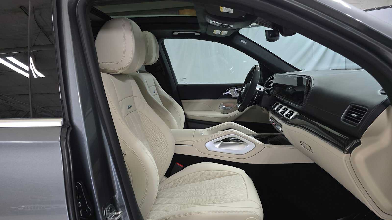 New 2026 Mercedes-Benz GLE 63 AMG S image 10
