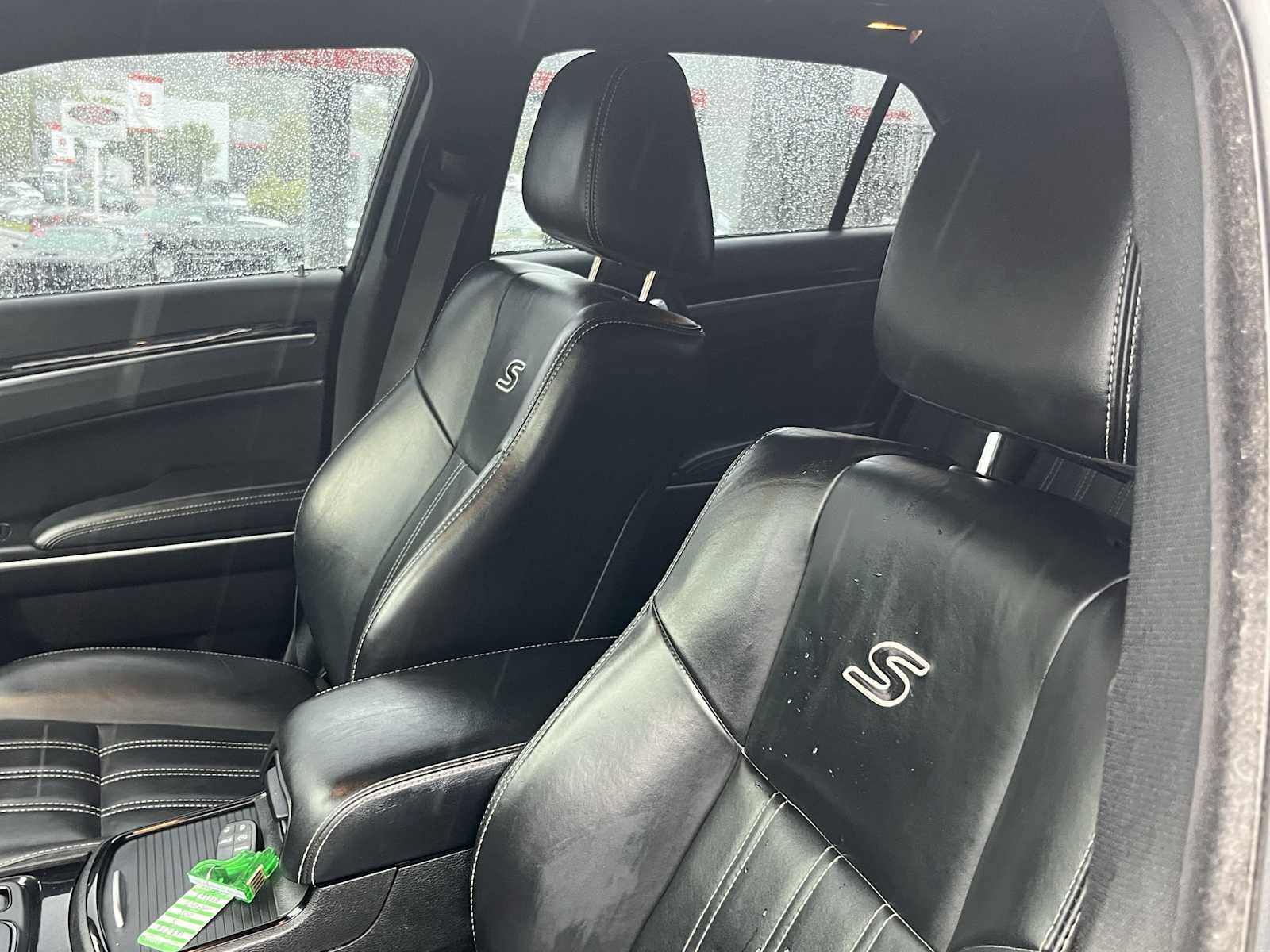 Used 2019 Chrysler 300 S RWD image 15