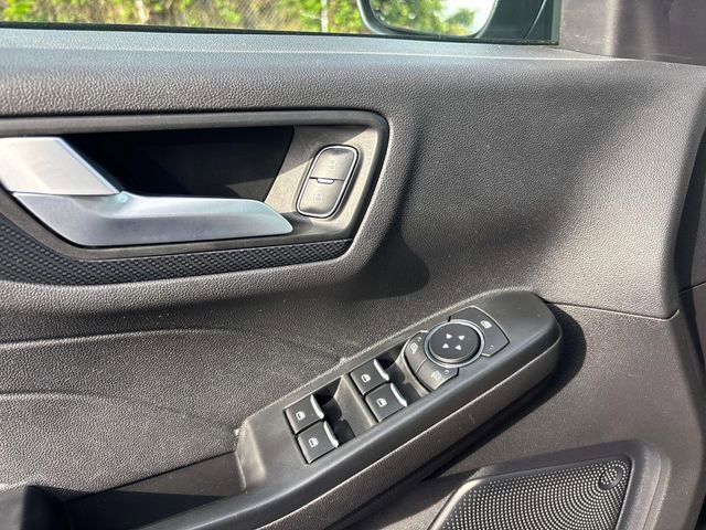 Used 2025 Ford Escape ST-Line image 20