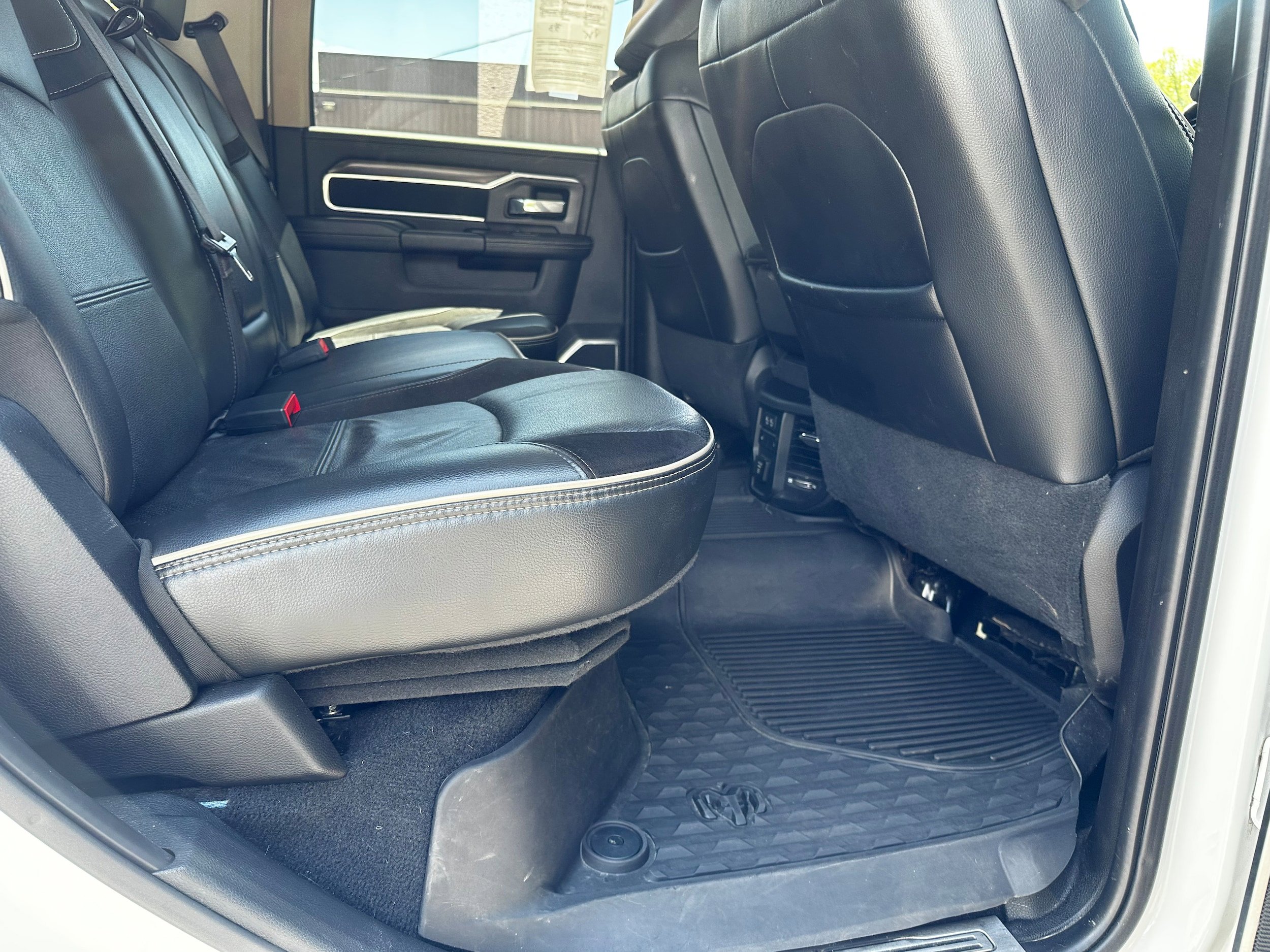 Used 2022 RAM 2500 Laramie AWD/4WD image 15
