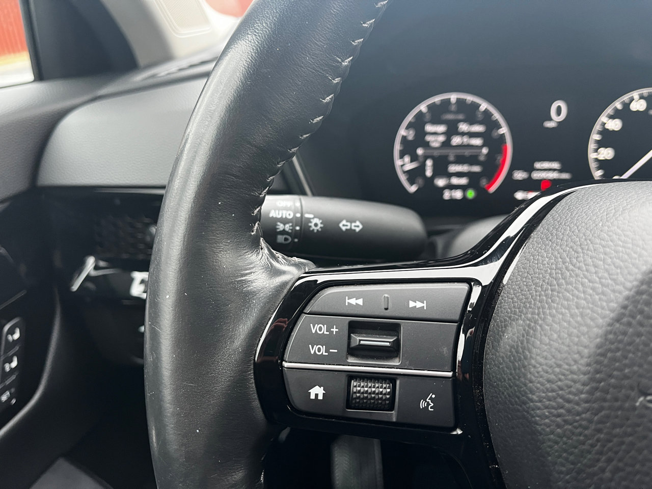 Used 2023 Honda CR-V EX-L image 16