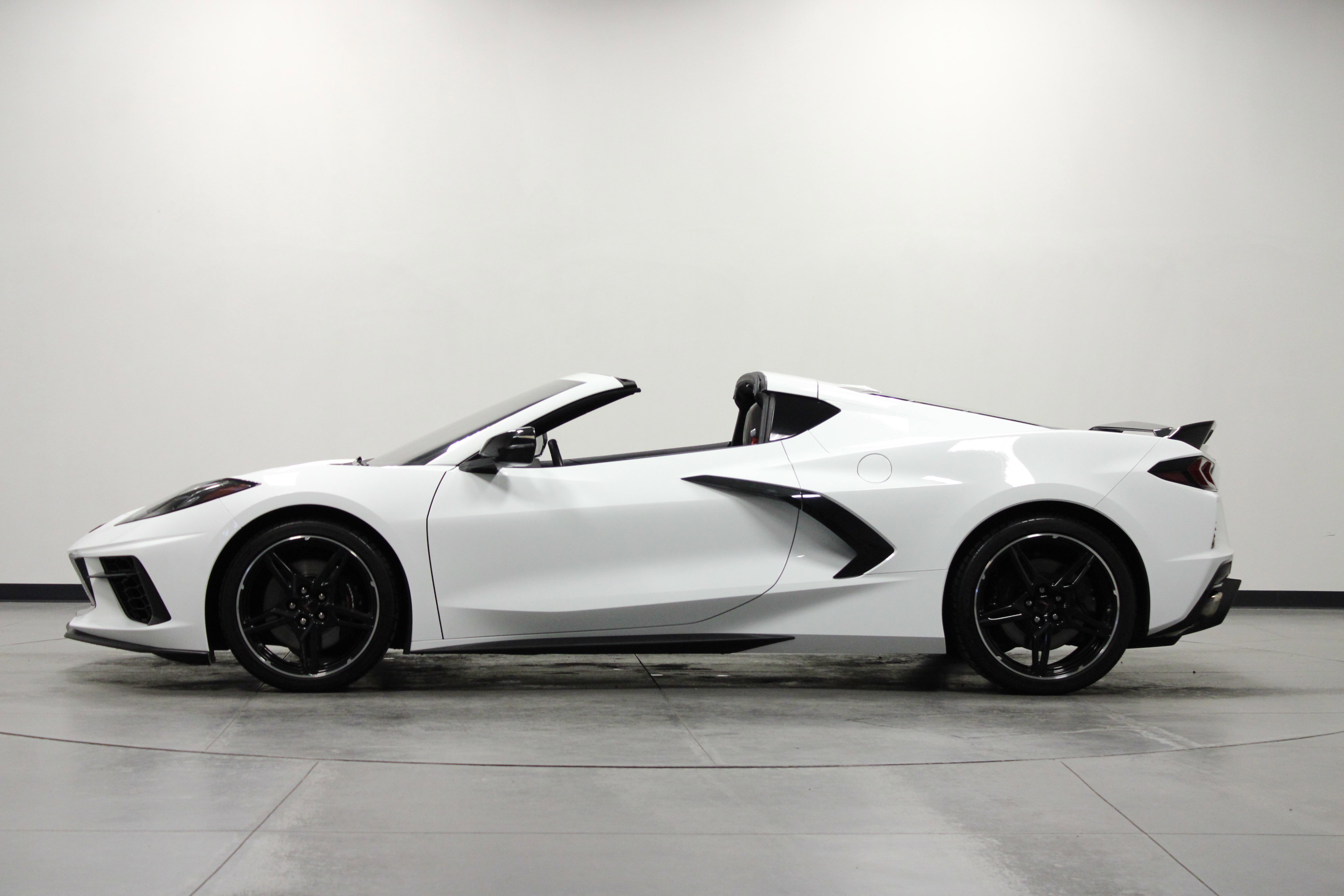 Used 2023 Chevrolet Corvette Stingray Preferred Cpe w/ Z51 Performance Package image 7