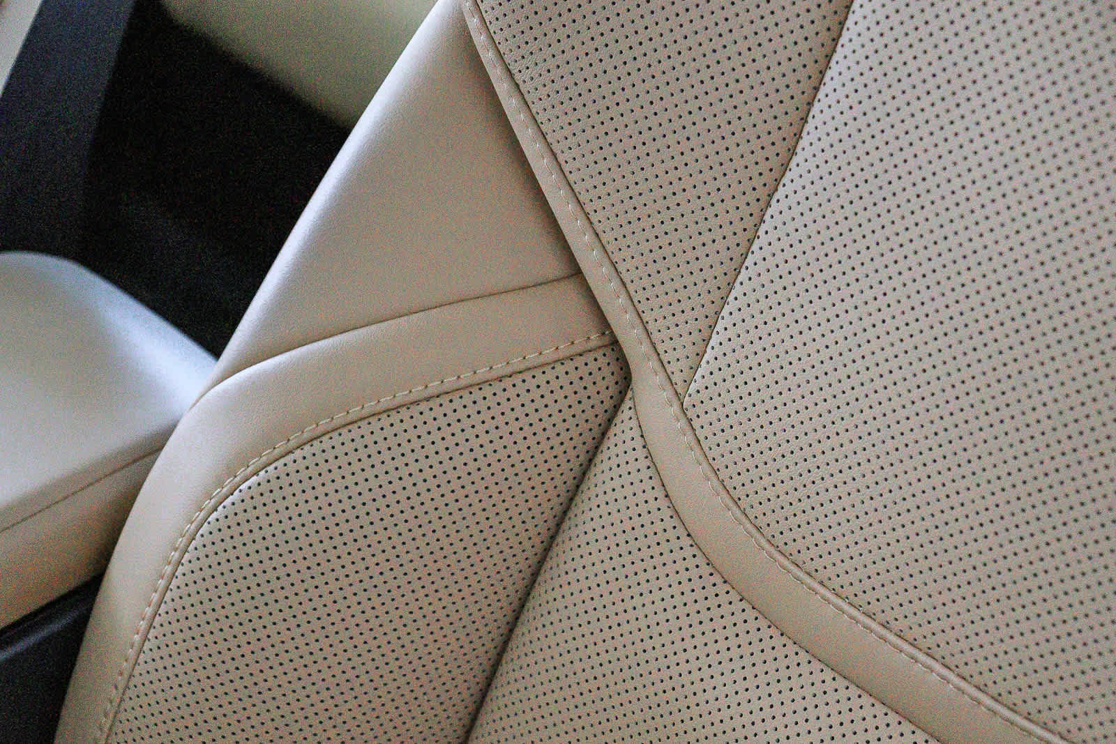 New 2026 Lexus ES 500e AWD/4WD image 22