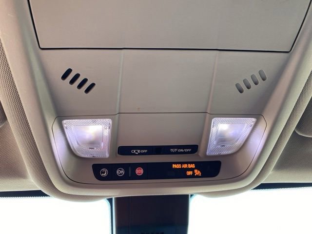 Used 2020 Chevrolet Equinox LT image 26