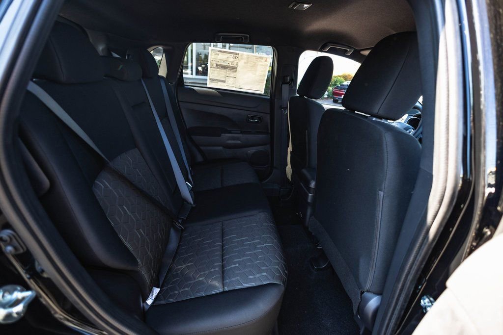 New 2025 Mitsubishi Outlander Sport AWD image 27