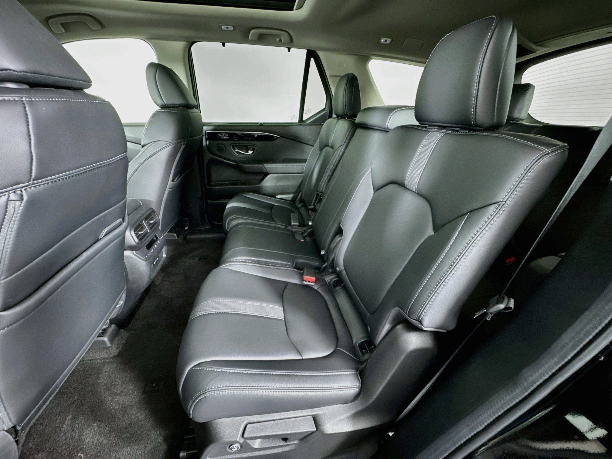 Certified 2024 Honda Pilot Touring image 26