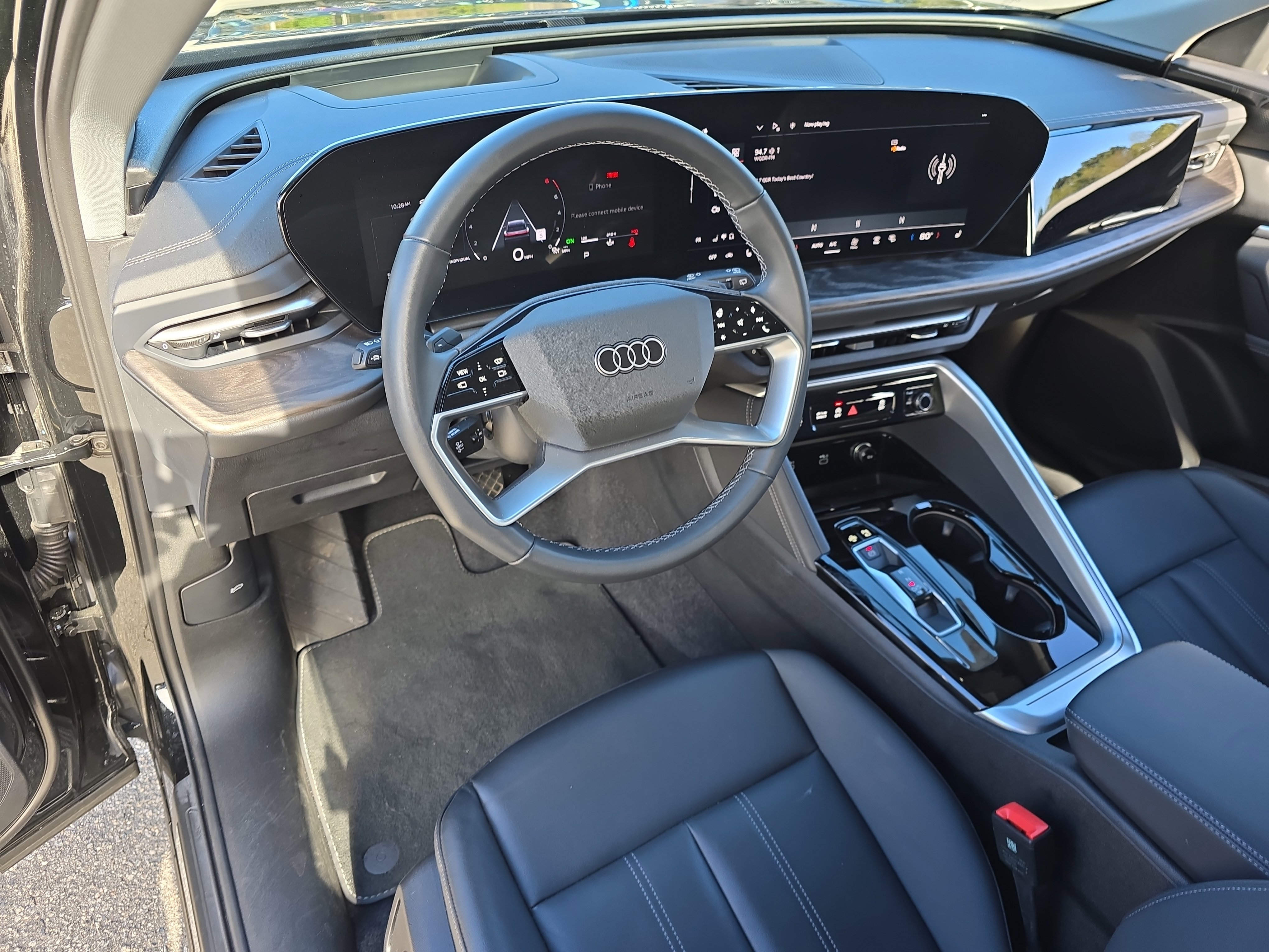 Certified 2025 Audi Q5 Premium Plus w/ Premium Plus image 16