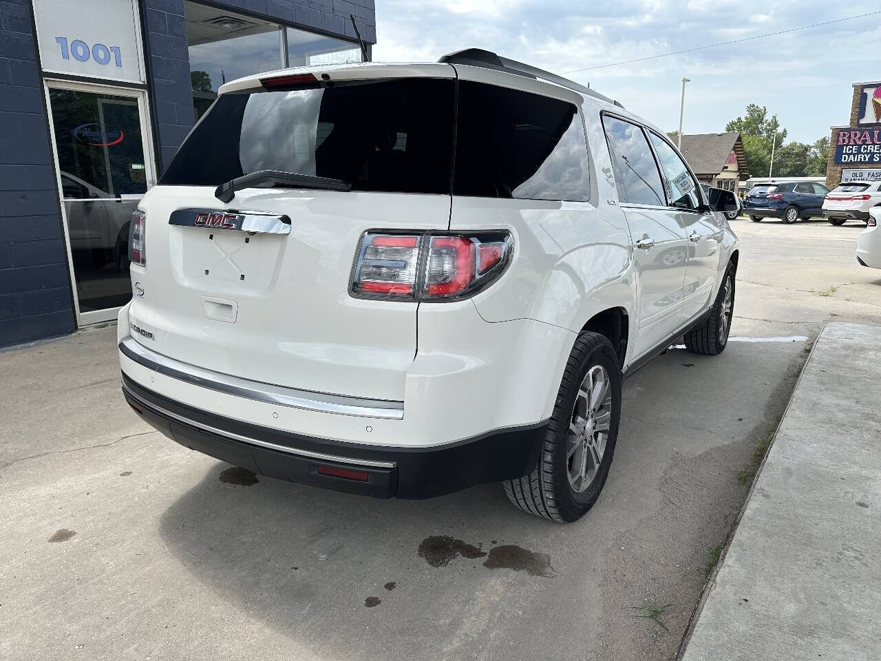 Used 2014 GMC Acadia SLT FWD image 8