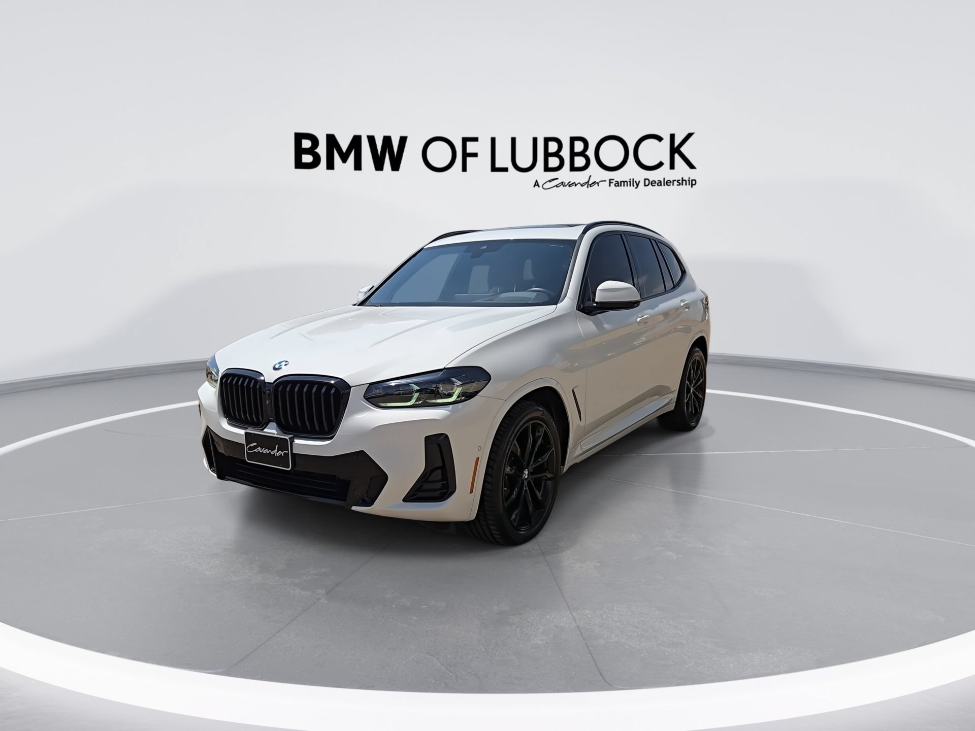 Used 2024 BMW X3 xDrive30i w/ Premium Package AWD/4WD image 3