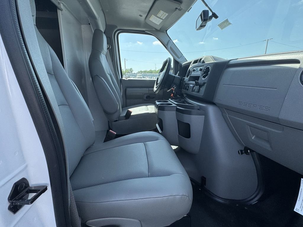 New 2025 Ford E-350 and Econoline 350 Super Duty w/ Power Equipment Group image 20