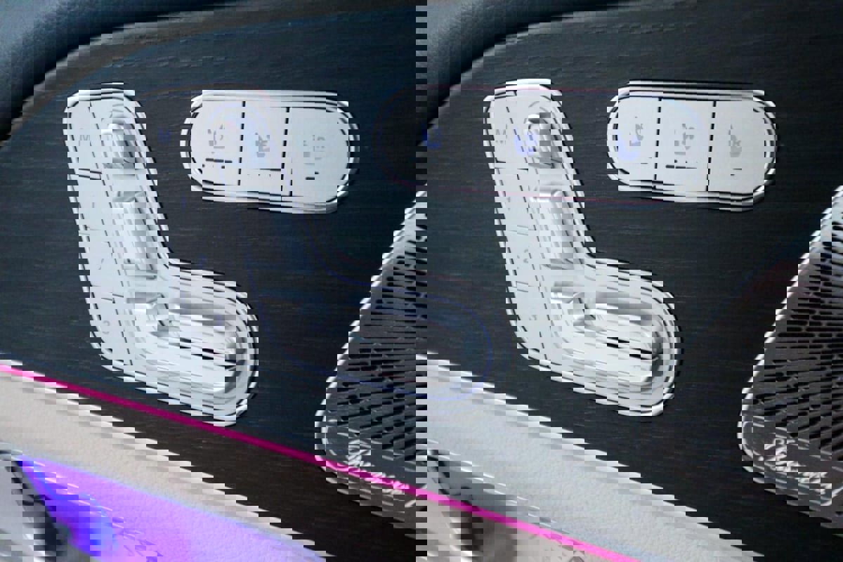 Used 2023 Mercedes-Benz GLS 450 4MATIC image 27