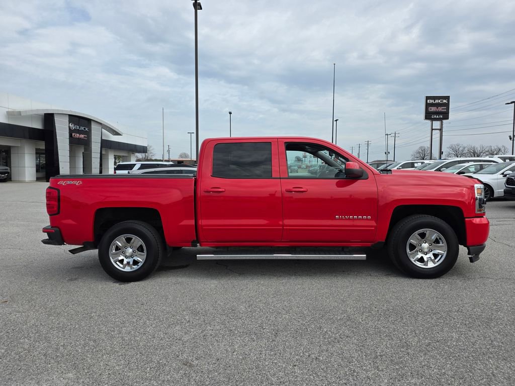 Used 2017 Chevrolet Silverado 1500 LT w/ Trailering Package image 9