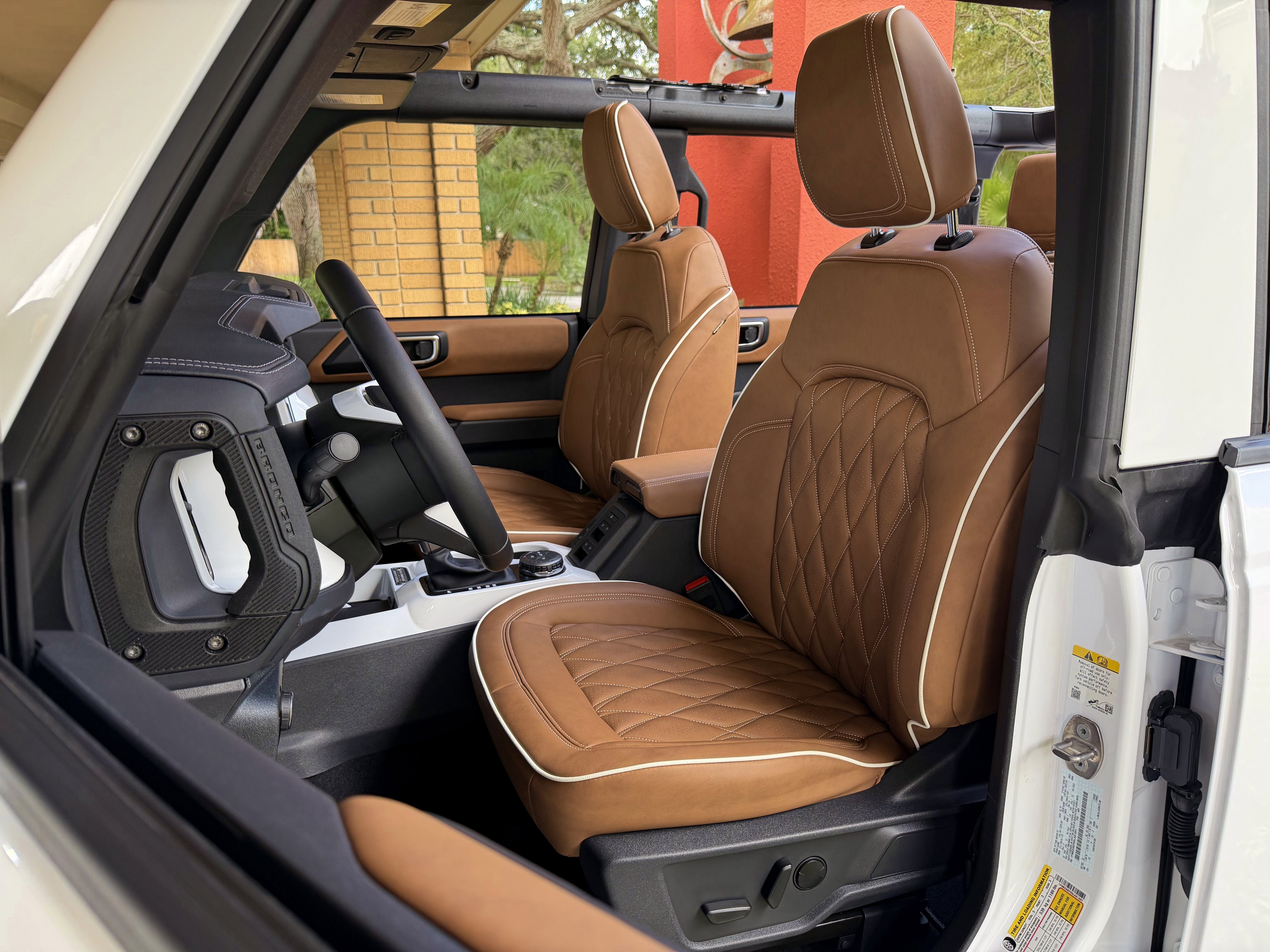 Used 2025 Ford Bronco Outer Banks AWD/4WD image 17