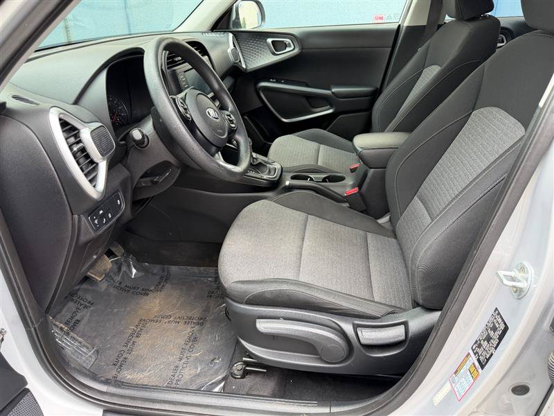 Used 2020 Kia Soul S FWD image 26