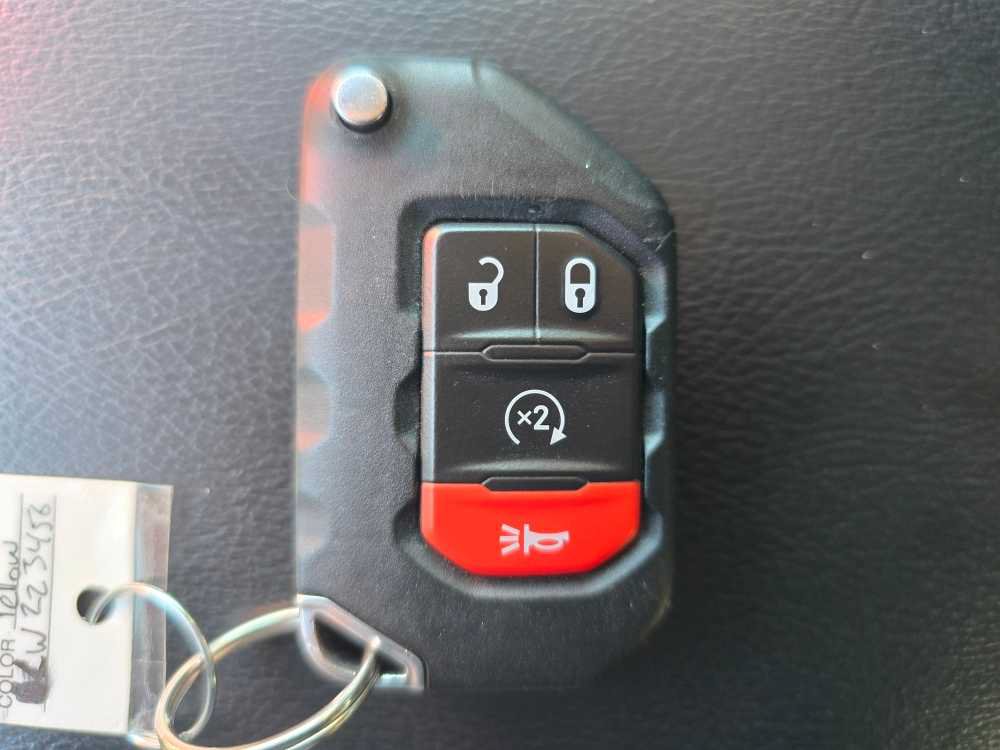 Used 2020 Jeep Wrangler Unlimited Rubicon w/ LED Lighting Group AWD/4WD image 21