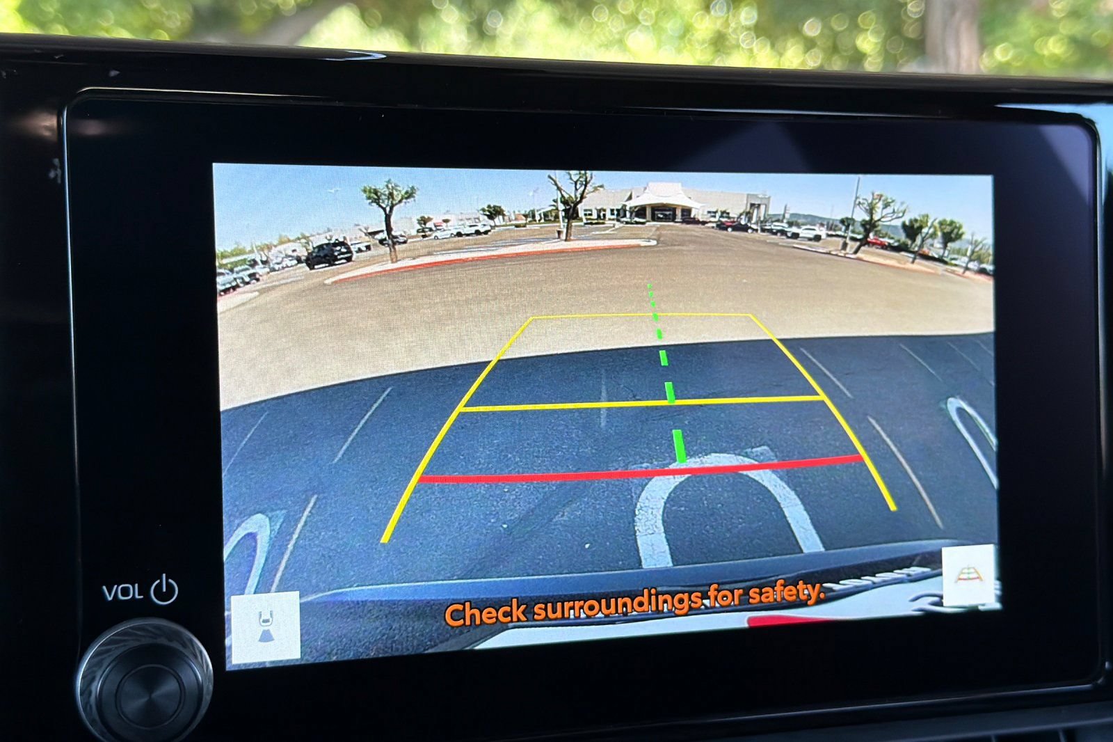 Used 2025 Toyota RAV4 XLE FWD image 23