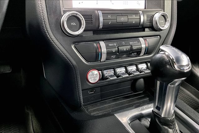 Used 2018 Ford Mustang Coupe w/ Equipment Group 101A RWD image 13