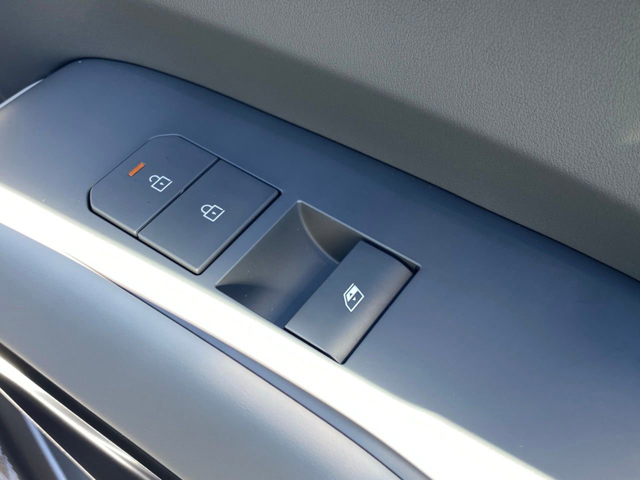 New 2026 Kia EV9 Wind image 25