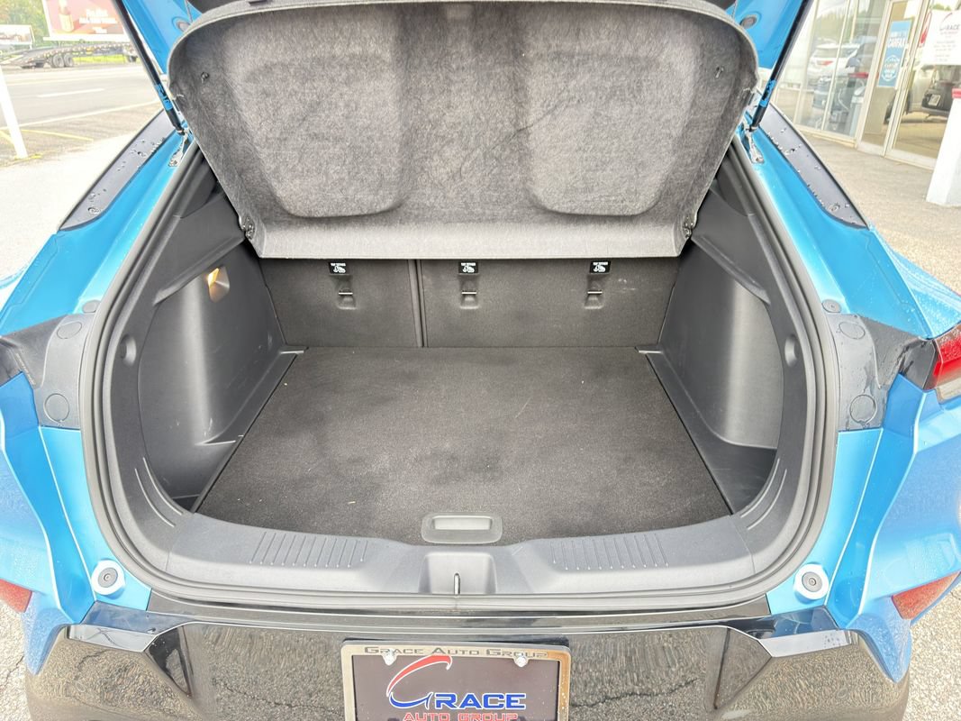 Used 2025 Buick Envista Sport Touring w/ Convenience I Package FWD image 37