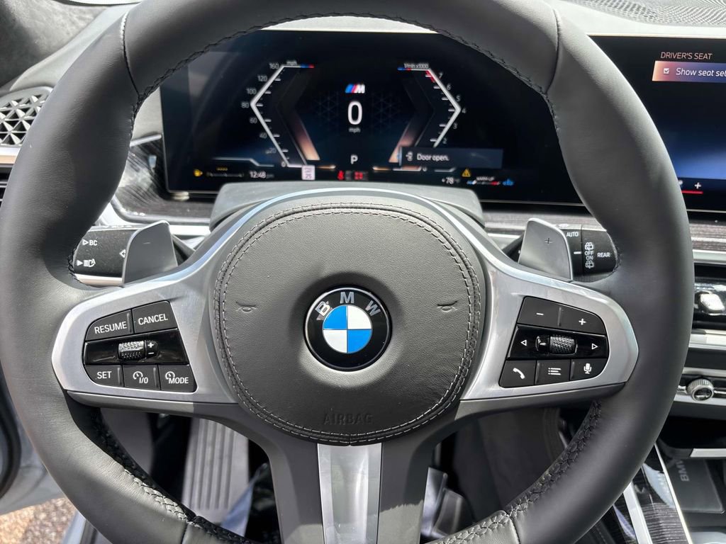New 2026 BMW X7 xDrive40i w/ M Sport Package image 16