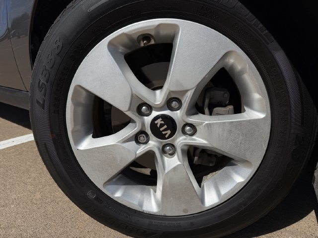 Used 2019 Kia Soul w/ Convenience Package FWD image 8