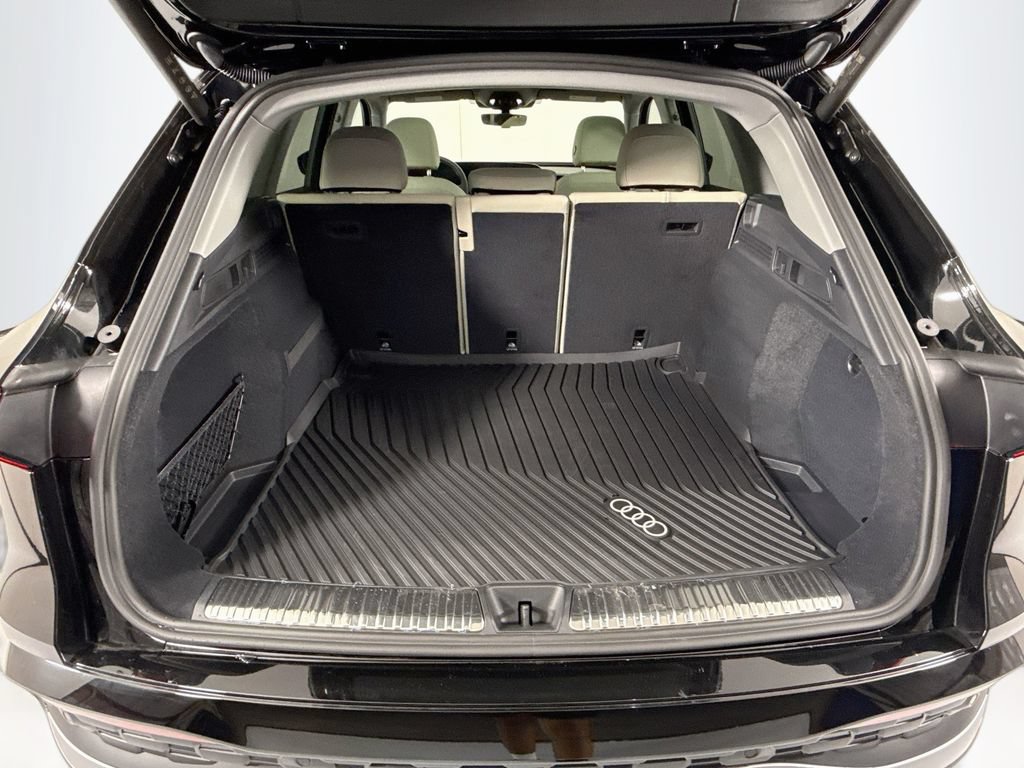 New 2026 Audi Q5 Premium AWD/4WD image 30