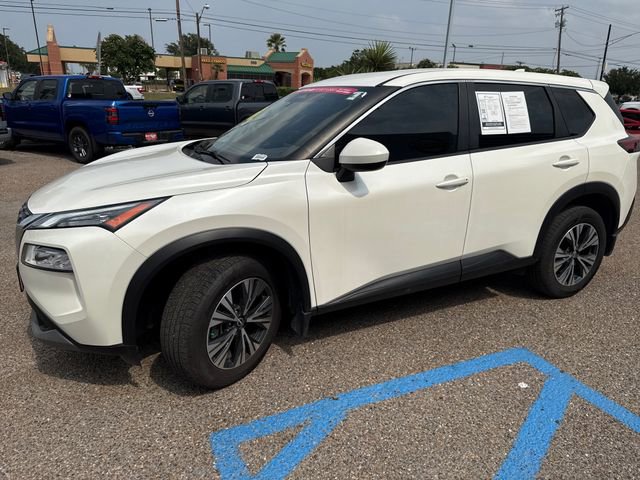 Certified 2023 Nissan Rogue SV FWD image 2