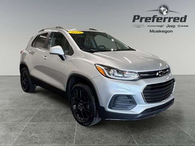 Used 2022 Chevrolet Trax LT w/ Sport Edition image 1