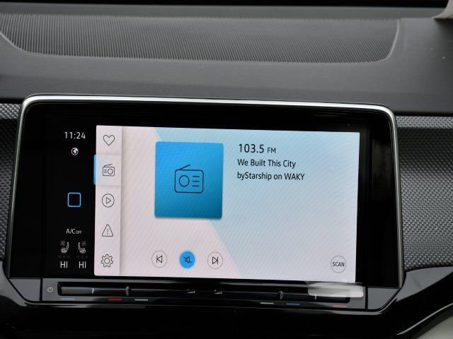 New 2026 Volkswagen Atlas Cross Sport SEL Premium R-Line image 26