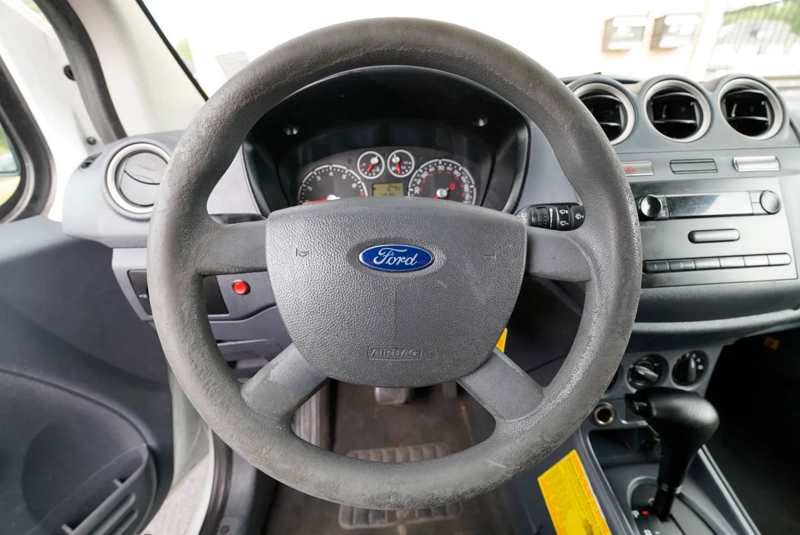 Used 2013 Ford Transit Connect XL FWD image 33