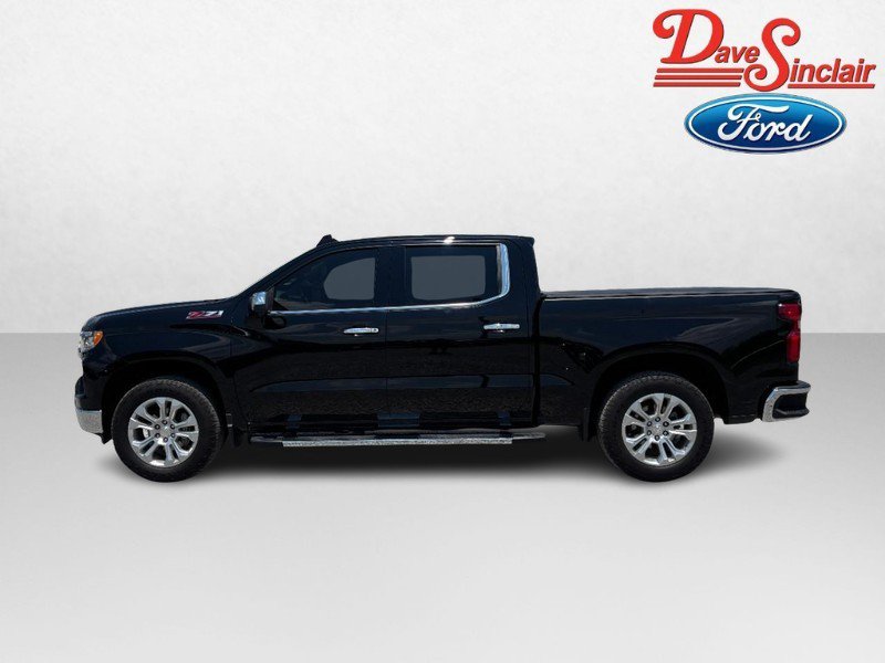 Used 2024 Chevrolet Silverado 1500 LTZ w/ Technology Package AWD/4WD image 10