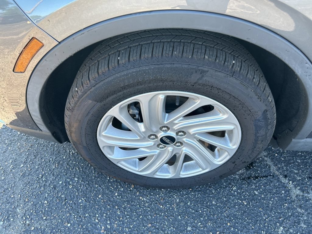 Used 2021 Lincoln Corsair FWD w/ Convenience Package image 9