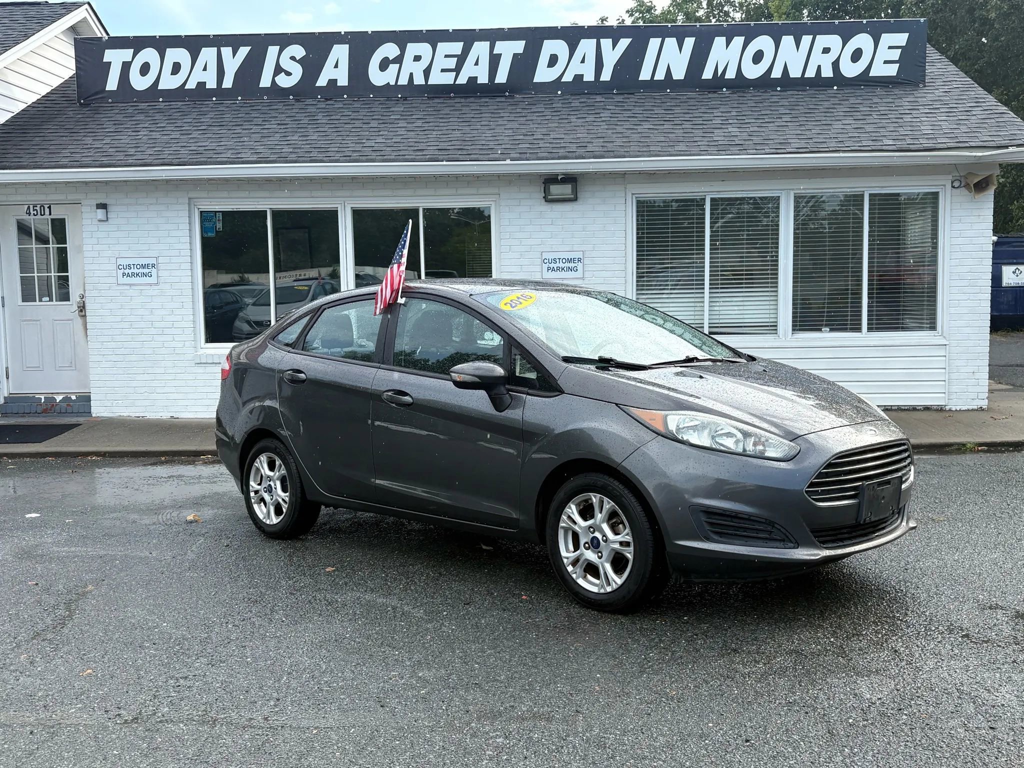 Used 2016 Ford Fiesta SE