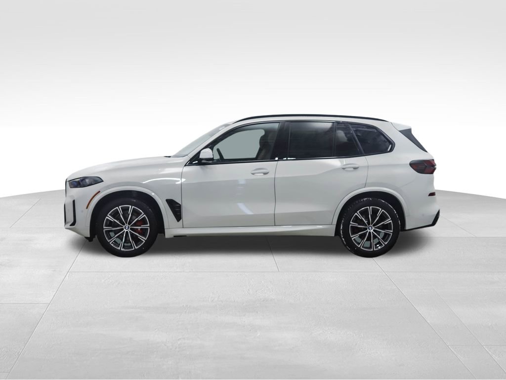 New 2026 BMW X5 xDrive40i w/ M Sport Package image 2