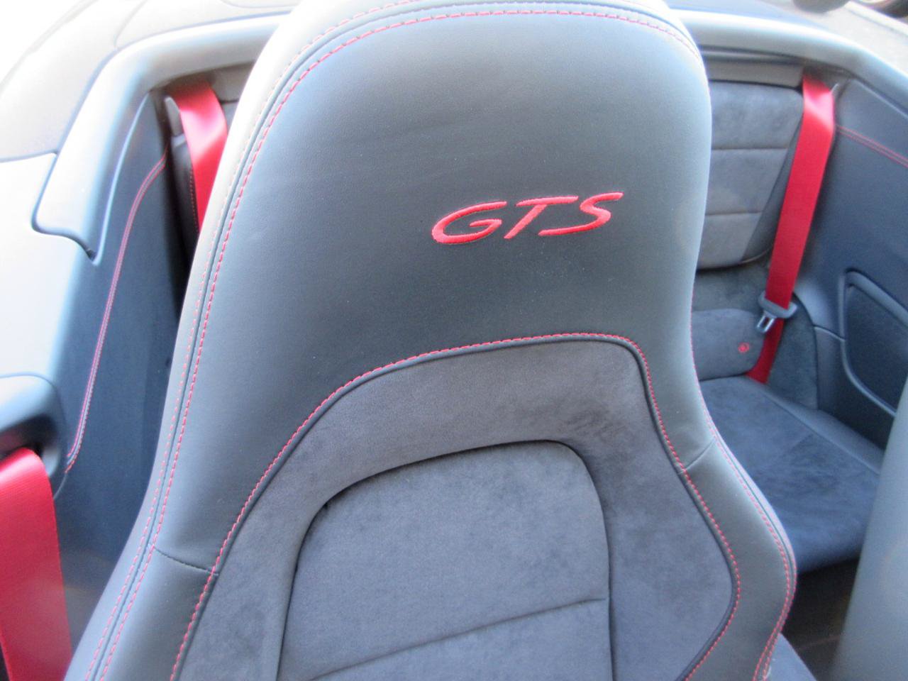 Used 2018 Porsche 911 Carrera 4 GTS AWD/4WD image 37