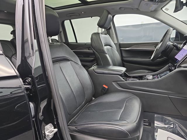 Used 2023 Jeep Grand Cherokee 4WD 4xe w/ Luxury Tech Group II image 51