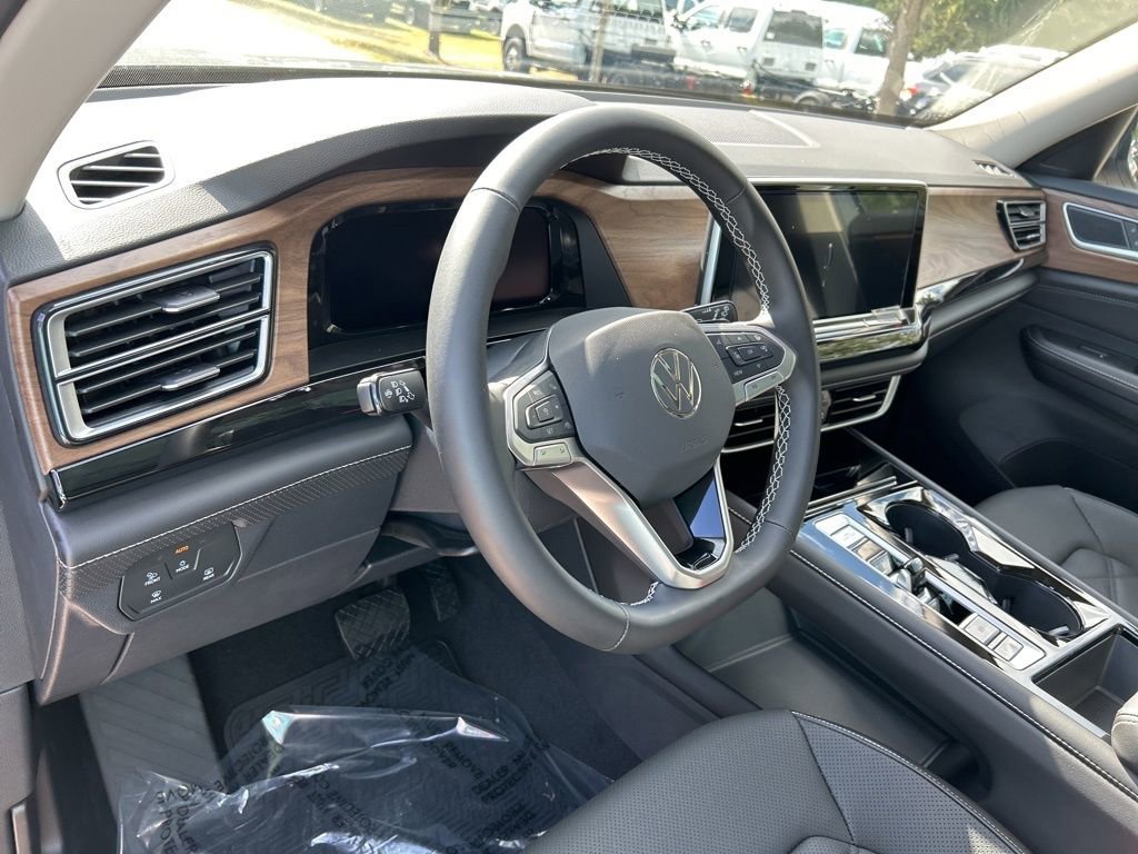 New 2026 Volkswagen Atlas SE FWD image 23