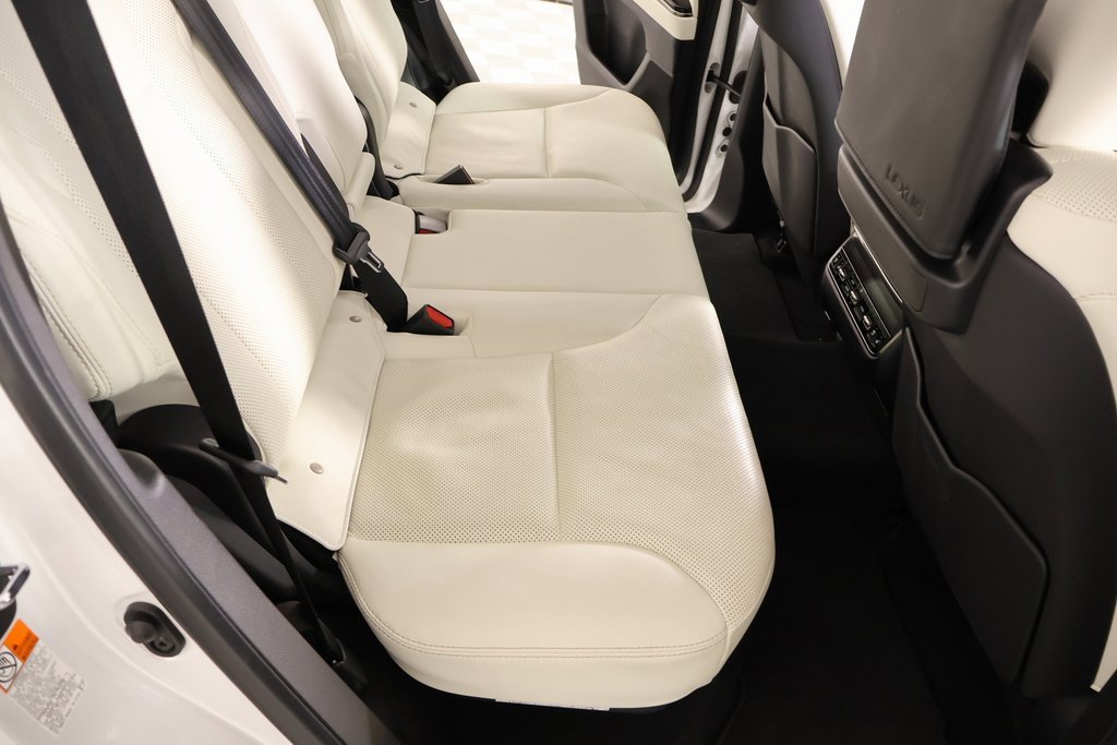 Used 2023 Lexus LX 600 4WD w/ Appearance Package image 15