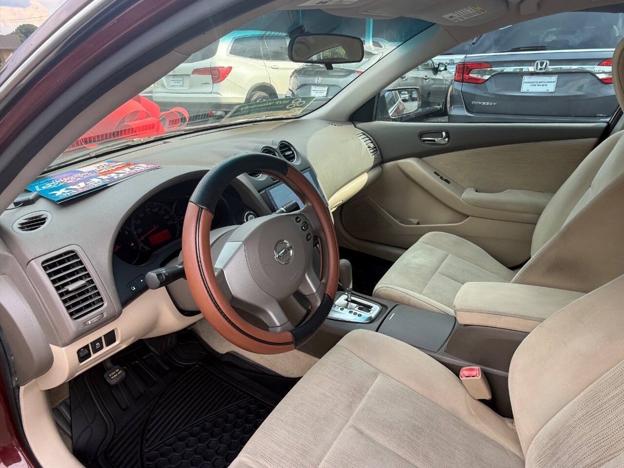 Used 2012 Nissan Altima 2.5 S FWD image 11