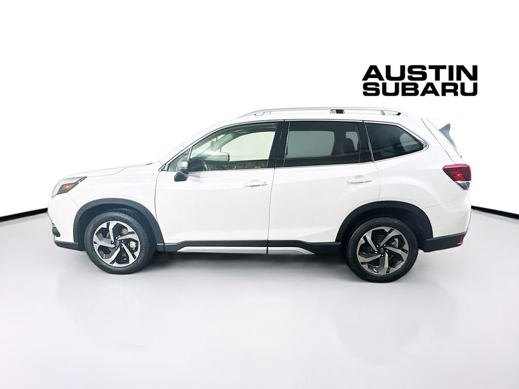 Used 2023 Subaru Forester Touring AWD/4WD image 4