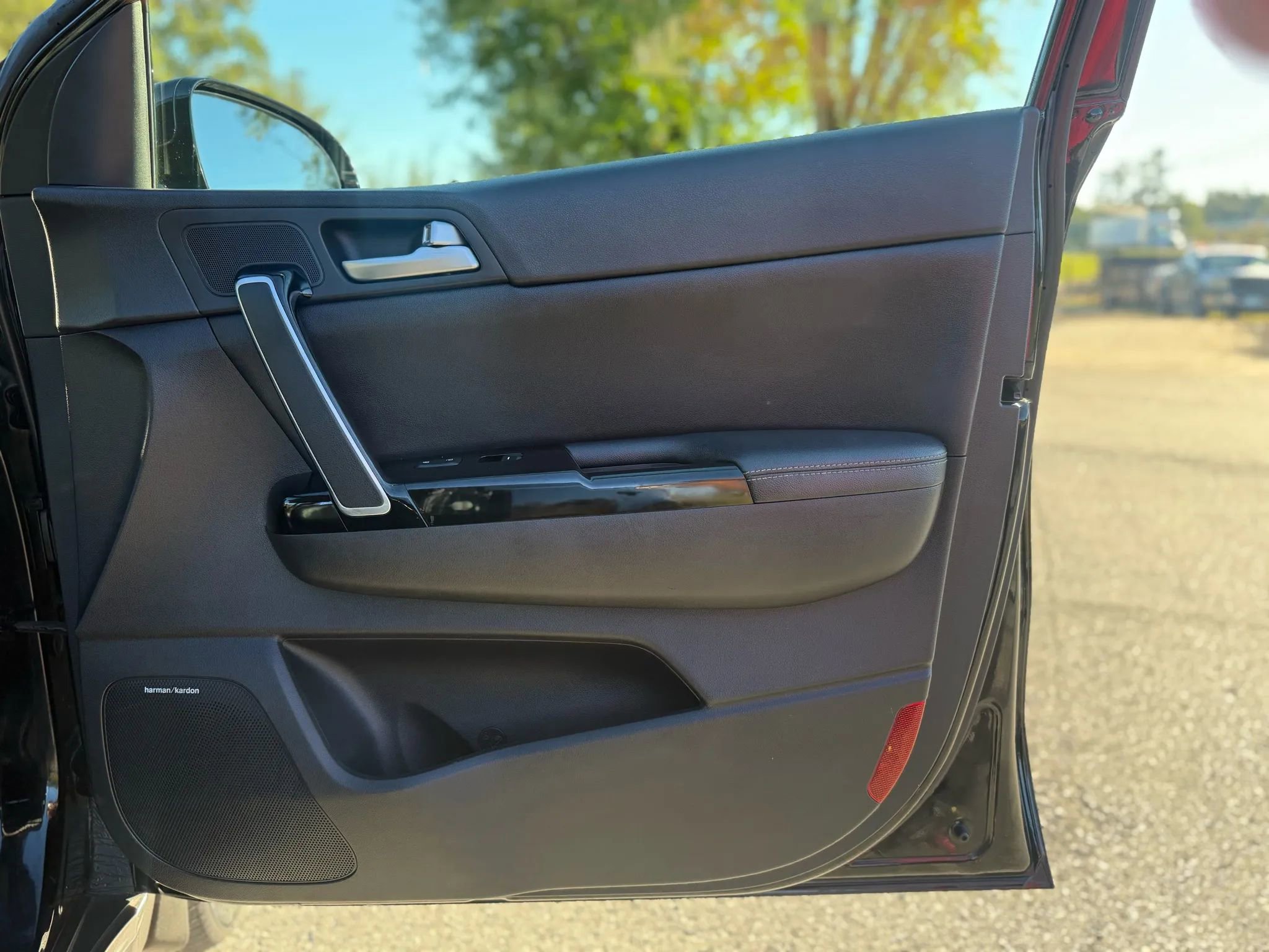 Used 2017 Kia Sportage SX image 14