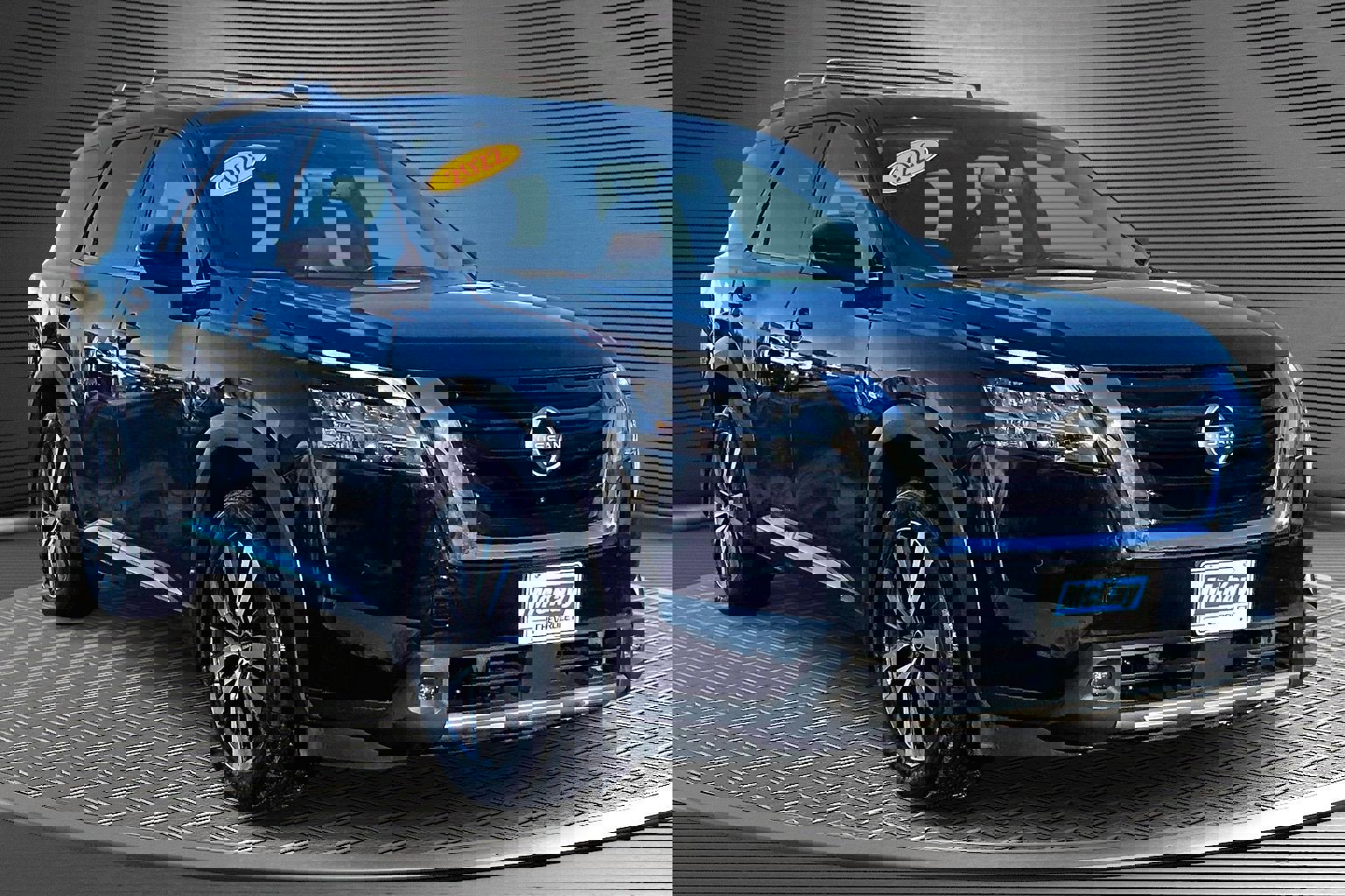 Used 2022 Nissan Pathfinder Platinum w/ Cargo Package