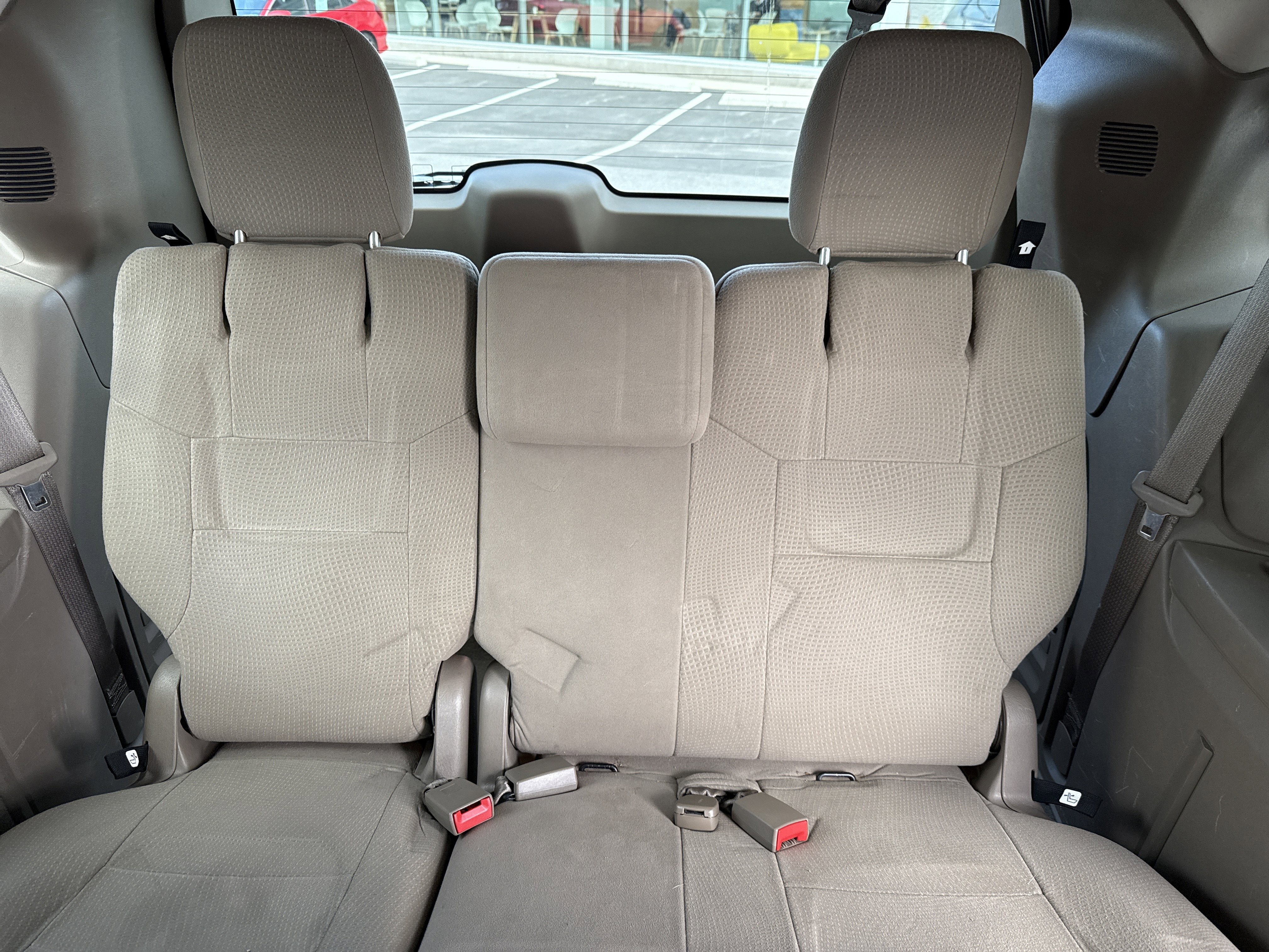 Used 2013 Chrysler Town & Country Touring image 14