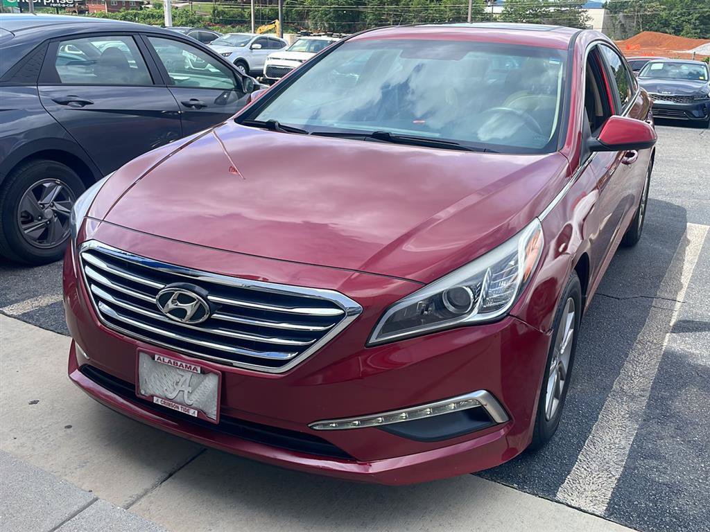 Used 2015 Hyundai Sonata SE w/ Option Group 02 FWD image 1