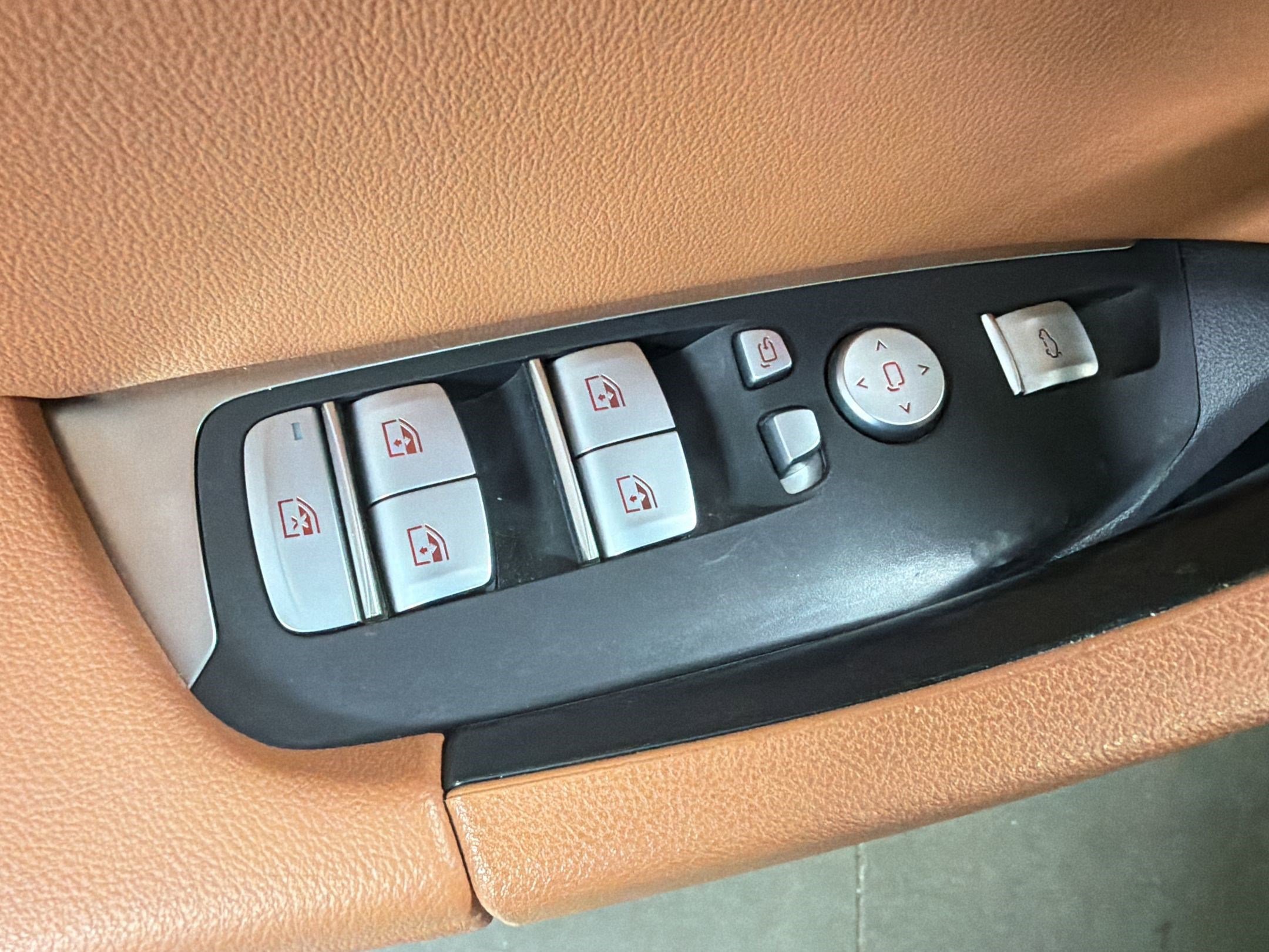 Certified 2023 BMW X4 xDrive30i w/ Premium Package image 20