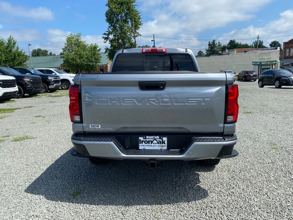 New 2025 Chevrolet Colorado LT w/ LT Convenience Package AWD/4WD image 4