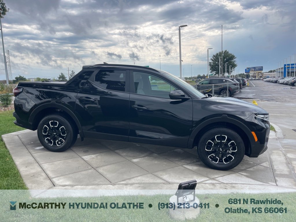 Certified 2024 Hyundai Santa Cruz SEL w/ Activity Package image 16