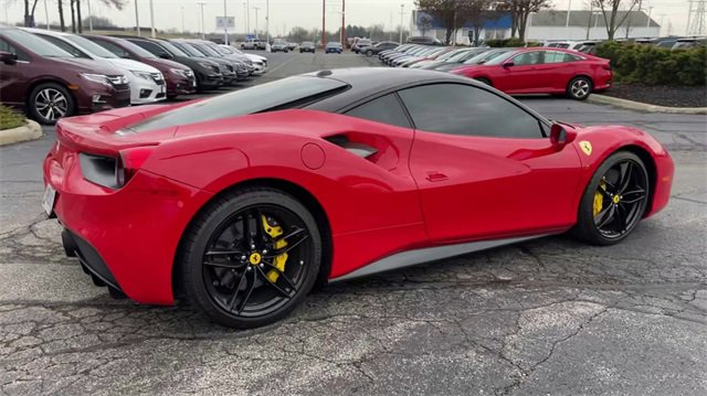 Used 2018 Ferrari 488 GTB image 8