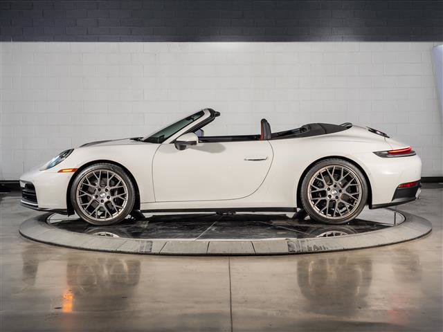 Used 2025 Porsche 911 Carrera RWD image 2